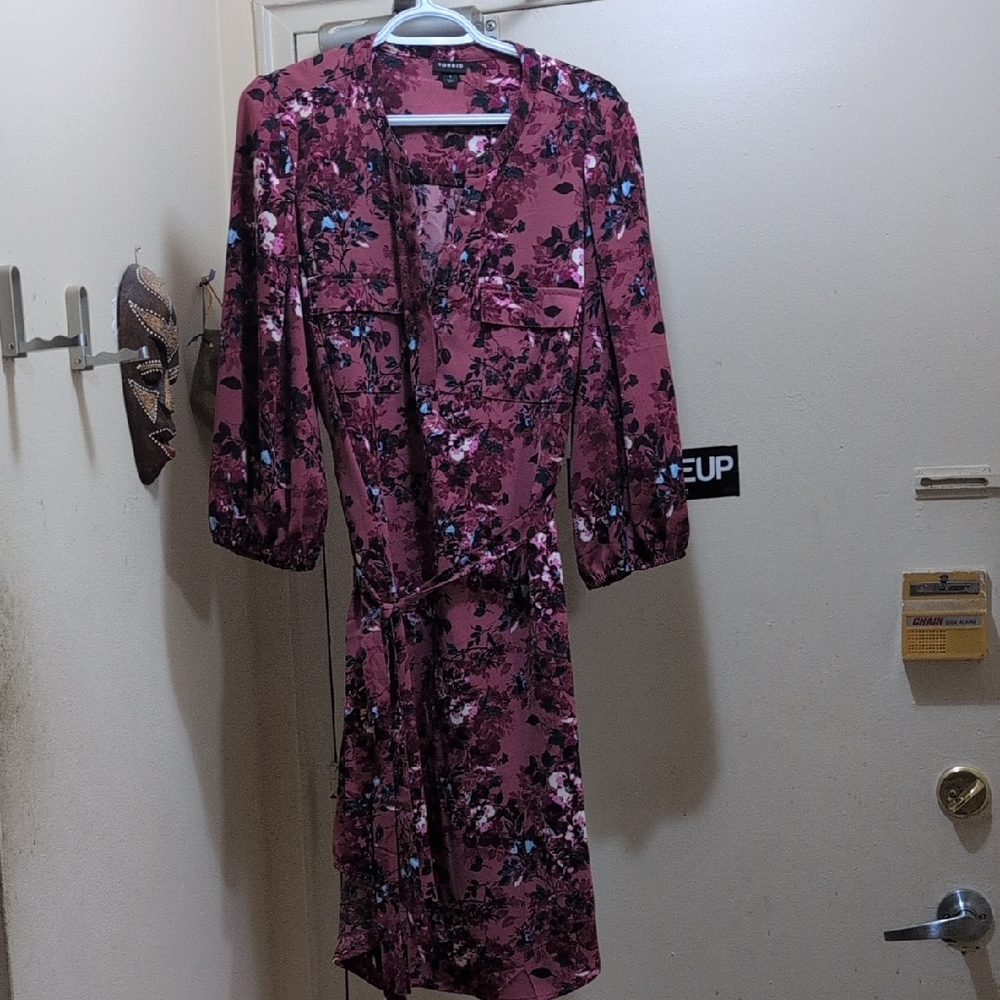 Torrid Burgundy Floral Dress - Picture 1 of 9